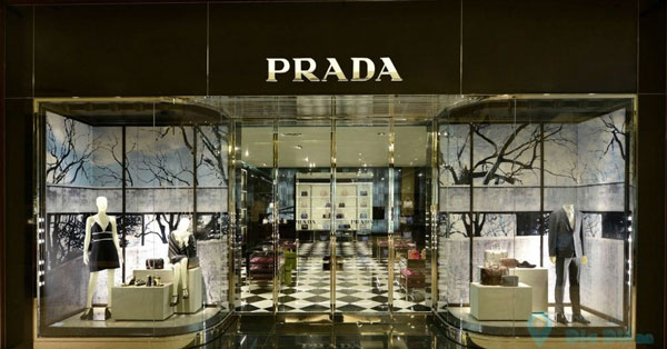 Prada: Đơn giản là tên thương hiệu